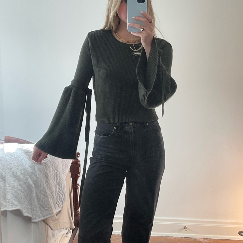 Sweater with bell sleeves